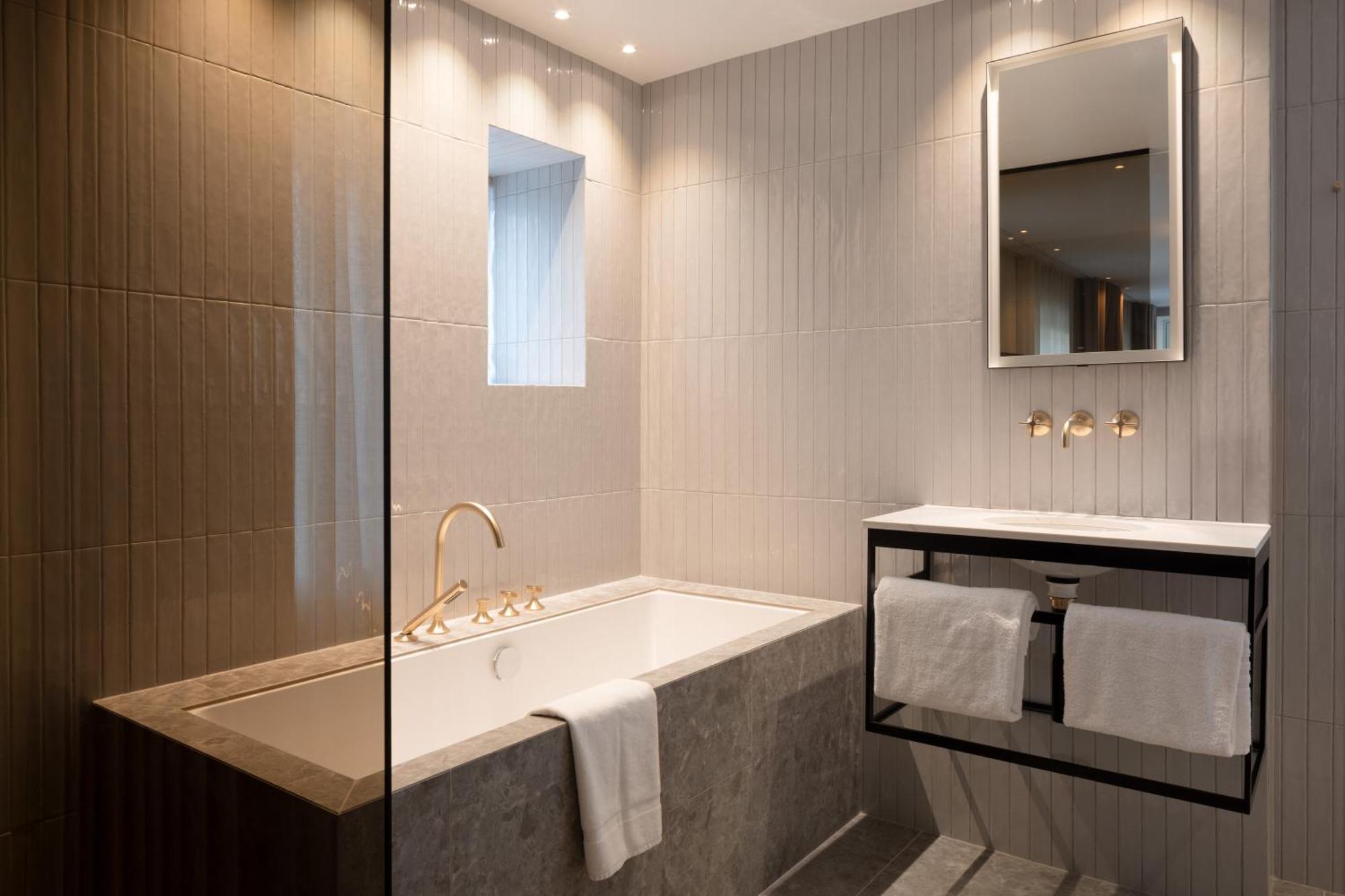 Hotel Ascot 4*